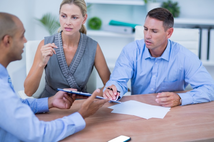 Deneyimli avukatlarla ticari sözleşme inceleme hizmeti